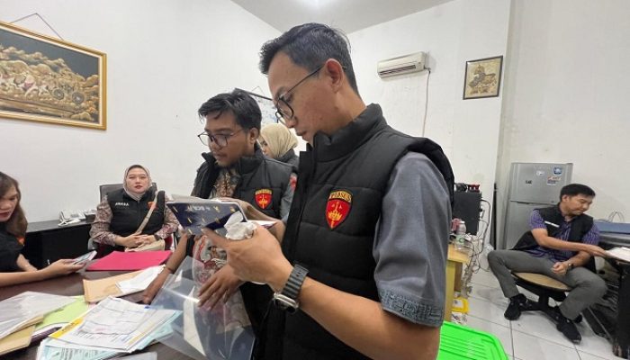 Pidsus Kejari Kota Tangerang Geledah Kantor PT ASM