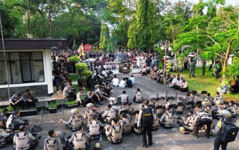 Mahasiswa Ciamis Satroni Kantor DPRD, Suarakan 11 Tuntutan