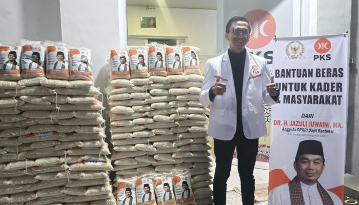 DPTD PKS Kota Serang Terima 3 Ton Beras dari Anggota DPR RI Jazuli Juwaini