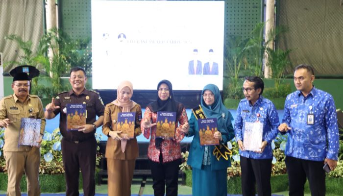 Bunda Literasi Banten Tinawati Andra Soni: Mari Membaca dan Kunjungi Perpustakaan