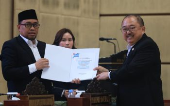 DPRD Tangsel Soroti Banjir, Pendidikan, dan Transparansi Anggaran dalam Pandangan Umum Fraksi Raperda APBD 2026