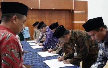 Kepala Kanwil Kemenag Banten H Amrullah Lantik 6 Pejabat Eselon III