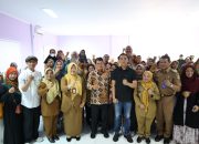 Bupati Tangerang Salurkan Bantuan Perlengkapan Usaha Kepada 52 Pengusaha Mikro di Legok