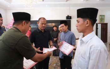 Wali Kota Tanjungbalai Serahkan Beasiswa Mahasiswa Kuliah di Universitas Al-Azhar