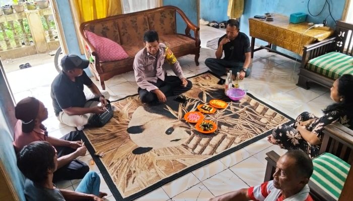 Unik Dengan door to door Bhabinkamtibmas Desa Raharja Serap Informasi Kamtibmas dari Warga
