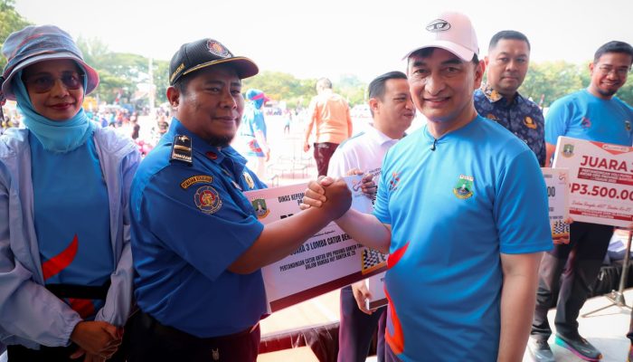 Wagub Dimyati Natakusumah Ajak Masyarakat Banten Hidup Sehat Lewat Senam Massal