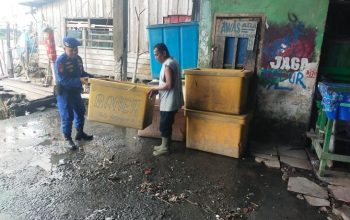 Satpolair Polres Tanjungbalai Sambangi Nelayan, Himbau Jaga Diri Saat Berlayar
