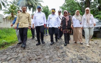 Program Bang Andra Bangun Jalan Cadasari-Kaduela Demi Konektivitas Warga Desa
