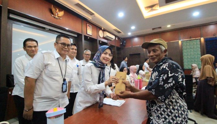 Sesuai Kriteria, Bupati Serang Ratu Zakiyah Salurkan Bantuan Permodalan bagi 1400 Pelaku UKM