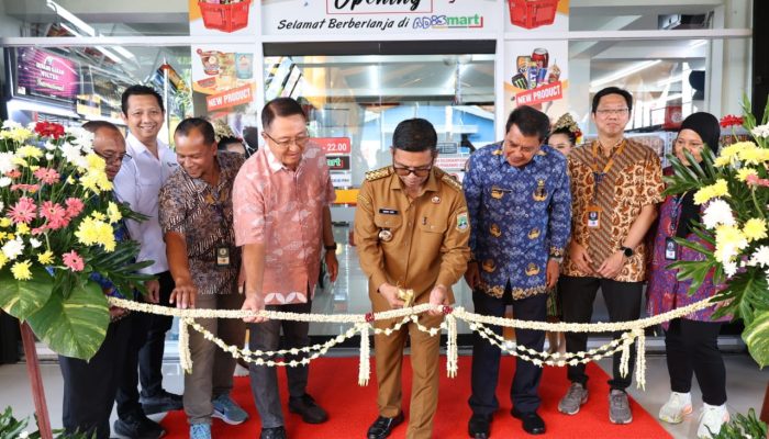 Gubernur dan Bupati Tangerang Resmikan LPK dan Adis Mart