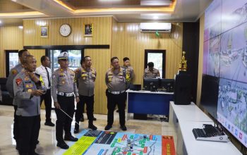 Kapolda Jabar Melaksanakan Kunjungan Kerja dan Tinjau Kesiapan Jalur Operasi Lilin Lodaya 2025 di Polres Ciamis