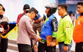Kapolri Pimpin Apel Ojol Kamtibmas di Jabar