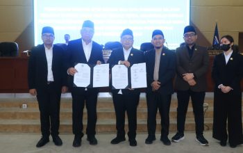 Wali Kota dan DPRD Tangsel Setujui Raperda Pengelolaan Pasar Rakyat Menjadi Perda