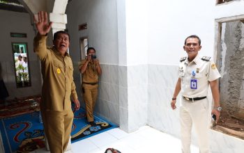 Bupati Tangerang Tinjau Pembangunan Majelis Ta’lim Darul Mujtaba di Desa Klebet