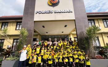 Anak-anak Gembira Ikut Edukasi Polisi Sahabat Anak Polres Banjar