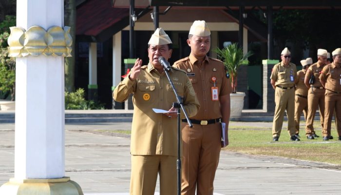 Pimpin Apel, Bupati Tekankan Pelayanan dan Kepedulian dalam Pembangunan Daerah