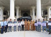 Wakil Wali Kota Tanjungbalai Serahkan Sejumlah Bantuan CSR dan Penghargaan Kontribusi PBB-P2