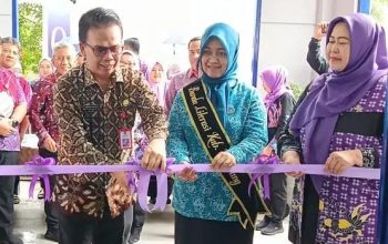Wakili Bupati Tangerang, Asda III Resmikan Proyek DLHK Titik Nol Kilometer