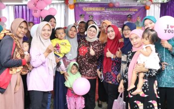 Intan Monitoring Grebek Posyandu di Desa Jambe