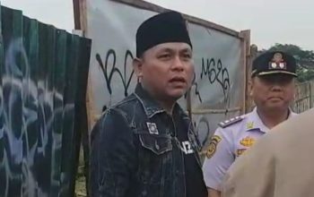 Komisi IV DPRD Tangsel Sidak Jalan Aria Putra Ciputat, Urugan Tanah Merah Berceceran Cemari Jalan