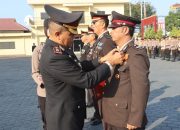 Personel Polres Tanjungbalai Terima Tanda Kehormatan Satyalancana