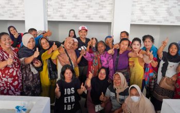 Wali Kota Tebing Tinggi Ajak ASN Gotong Royong Bersihkan Pasar Inpres