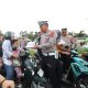 Bagi 100 Takjil, Kasat Lantas Polres Sergai Ajak Pengendara Tertib dan Utamakan Keselamatan