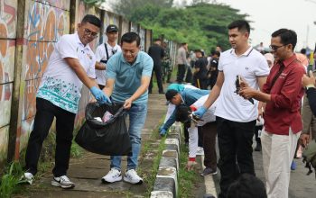 Dukung Indonesia ASRI, Andra Soni Akan Terbitkan Ingub Gerakan Jumat Bersih