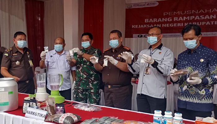 Kejari Kabupaten Tangerang Musnahkan Barbuk 88 Perkara Inkracht