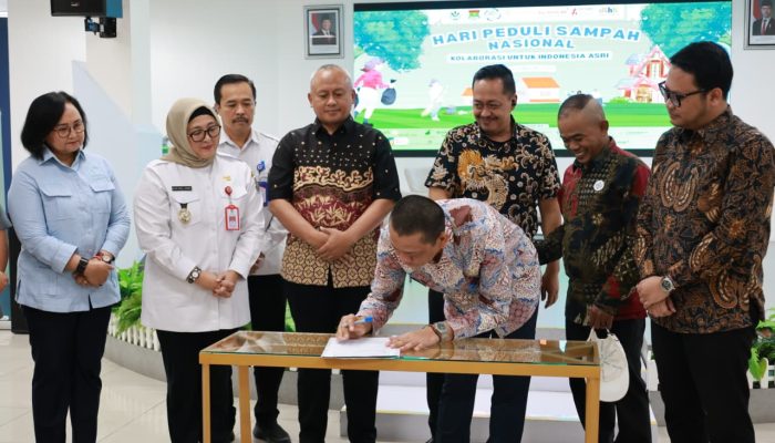 Intan Hadiri peringatan Hari Peduli Sampah Nasional di PT Paragon