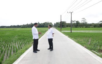 Jalan Sukadame – Kubangkondang Rampung, Andra Soni Ajak Warga Jaga Infrastruktur Desa