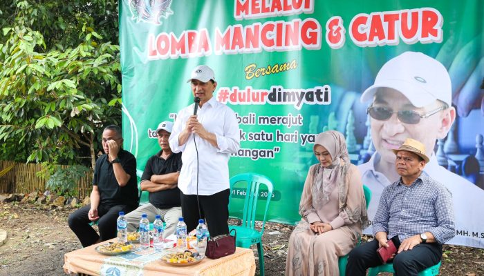 Jalin Kebersamaan dengan Masyarakat, Wagub Banten Mancing dan Catur Bareng Komunitas