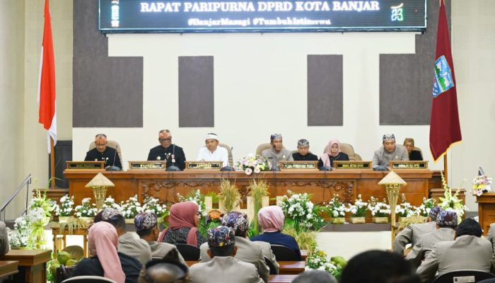 KDM Hadiri Rapat Paripurna HUT ke-23 Kota Banjar