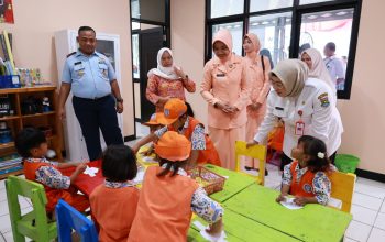 Wabup Intan Resmian Gedung TK Angkasa 14 Satrad 401 Tanjung Kait