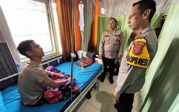 Kapolres Banjar Jenguk Dua Personel Sakit di RS PMC Saat Ops Ketupat 2026