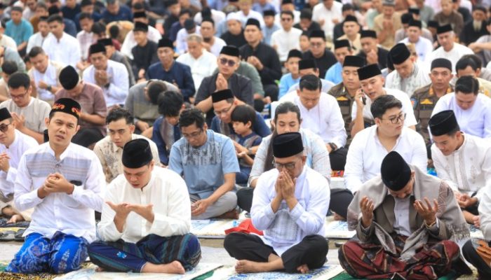 Momen Lebaran di Pandeglang, Lansia Doakan Wagub Dimyati Tetap Sehat Memimpin