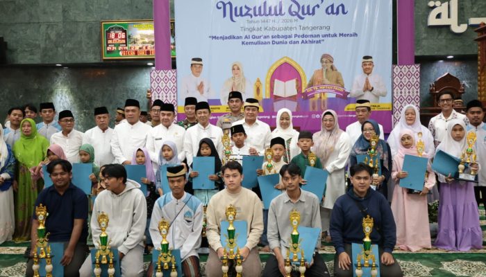 Peringatan Nuzulul Qur’an di Masjid Agung Al-Amjad Berlangsung Meriah