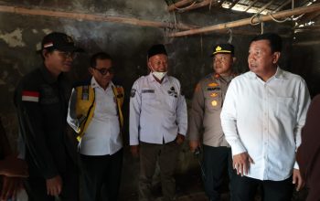 Bupati Beri Bantuan Pembangunan Rumah Layak Huni Bagi Warga Pakuhaji
