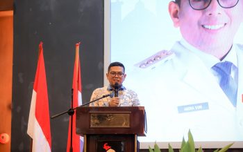 Gubernur Andra Soni Sampaikan Capaian Program Pemprov Banten di Hadapan Kader PSI