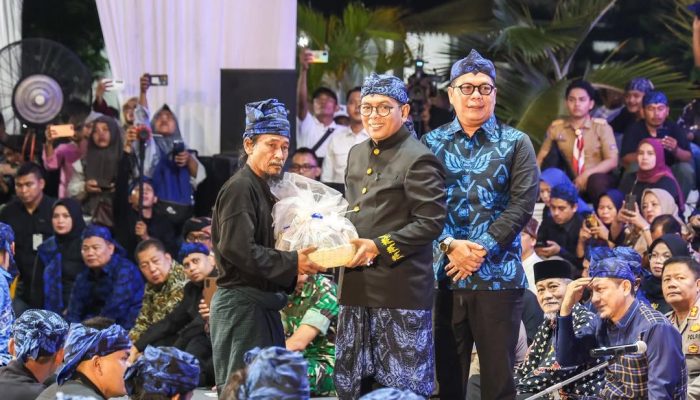 Gubernur Andra Soni Terima Amanat Pelestarian Alam dari Warga Adat Baduy di Seba 2026