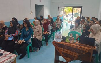 Pastikan Dapur Aman dan Higienis, Bhabinkamtibmas Turun Langsung Kawal Pelatihan di Binangun