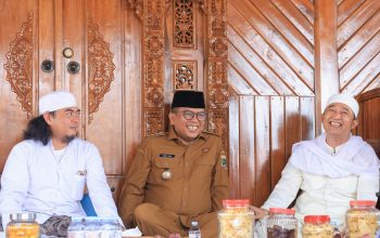 Minta Dukungan Ulama, Gubernur Banten: Program Presiden Perkuat Kesejahteraan Petani