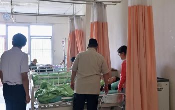 Presiden Jenguk Korban Kecelakaan Kereta di Stasiun Bekasi Timur5