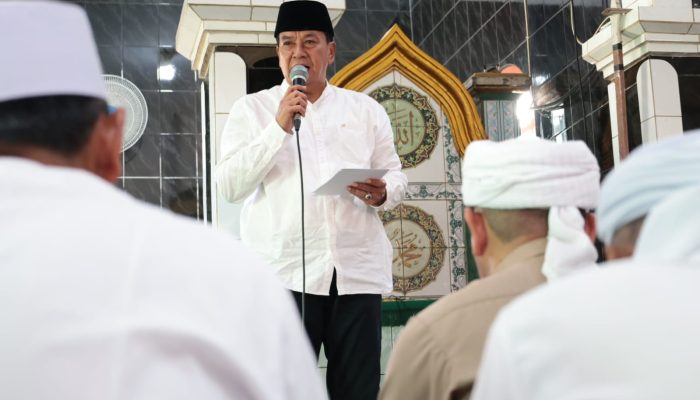 Bupati Gelar Jumling di Masjid Jami’ Rahmatullah Legok