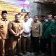 Bupati Maesyal dan Camat Sindang Jaya Resmikan Bedah Rumah