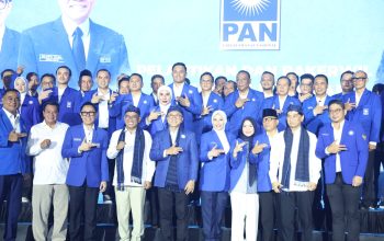 Di Depan Ribuan Kader PAN, Andra Soni Paparkan Realisasi Program Sekolah Gratis dan Pembangunan Infrastruktur