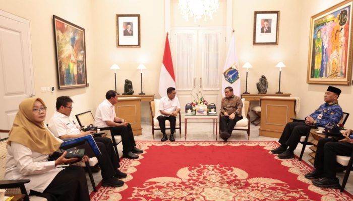 Didamping Bupati Maesyal, Gubernur Banten Hadiri Pertemuan dengan Gubernur DKI Jakarta