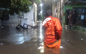 Hujan Deras Rendam Tangsel, 16 Titik Banjir Surut Dini Hari