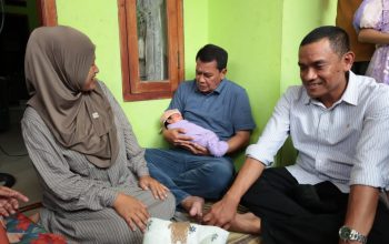 Bupati Kunjungi Bayi Bernama Moch Maesyal Rasyied di Sepatan
