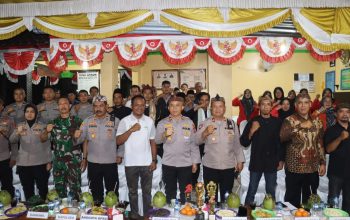 Polres Ciamis Bersama Masyarakat Perkuat Sat Kamling Melalui Ronda Malam Bersama Polda Jabar dan RRI Pro3